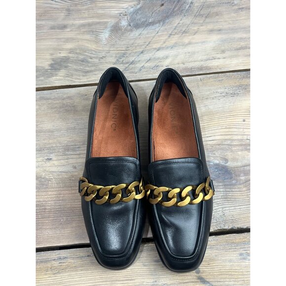 Vionic Mizelle Loafer Womens 7 Black Leather with Gold Chain Accent - Picture 9 of 9